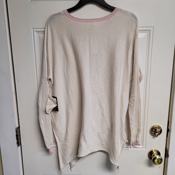Cloth by Design Cream And Pink Oversized Layering Tie Sweater Top - Picture 3 of 9